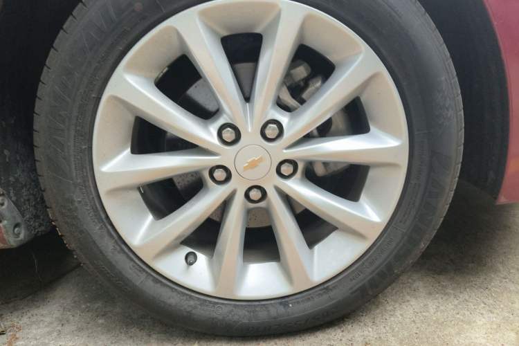 Used Chevrolet Cruze 2018 320 Automatic Xuanfeng Urban Edition Right Front Wheel Hub