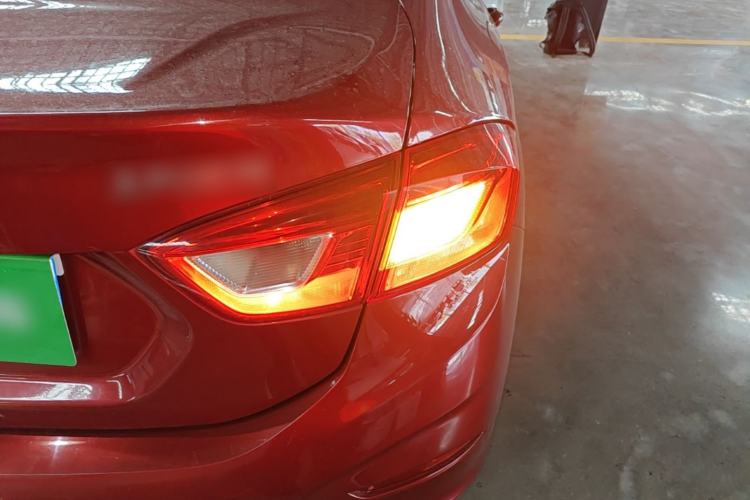 Used Chevrolet Cruze 2018 320 Automatic Pioneer Sunroof Edition Right Rear Taillight