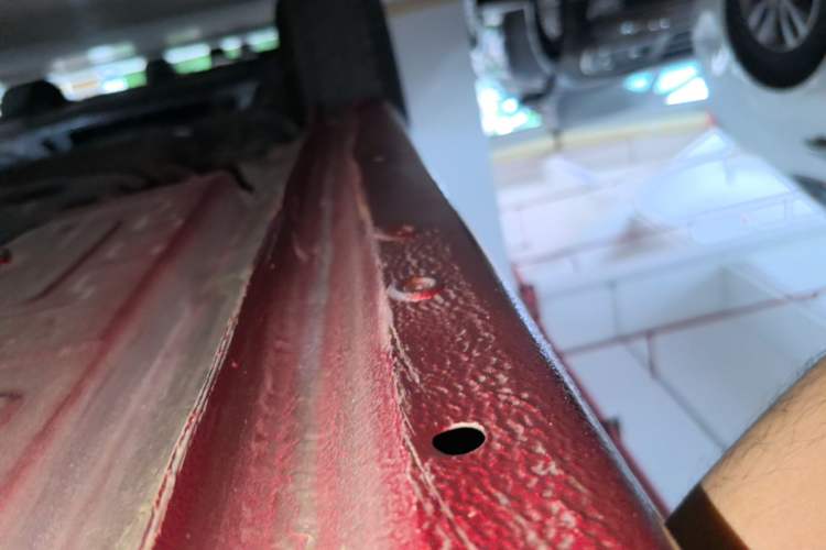 Used Chevrolet Cruze 2018 320 Automatic Pioneer Sunroof Edition Right Side Sill