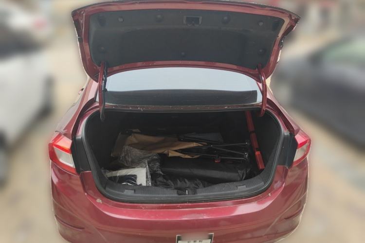Used Chevrolet Cruze 2018 Hatchback 320 Automatic Pioneer Sunroof Edition Trunk