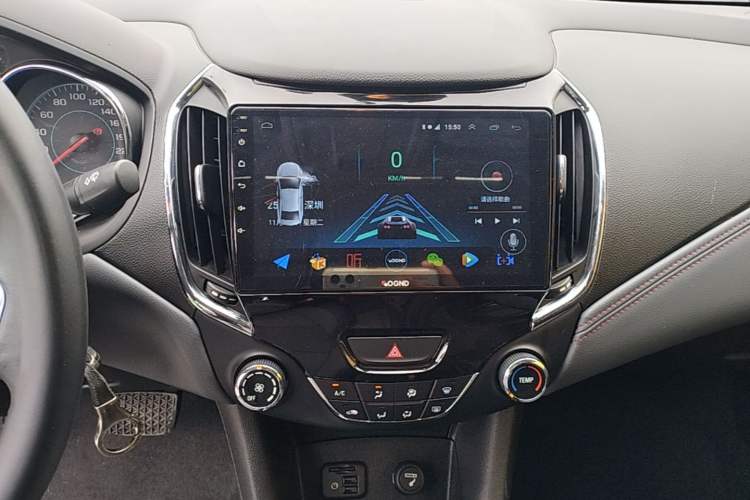 Used Chevrolet Cruze 2018 Redline 320 Automatic Xuanfeng Urban Edition Audio And AC Panel