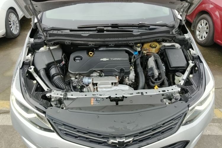 Used Chevrolet Cruze 2018 Redline 330T Dual-Clutch Flagship Edition Engine Bay