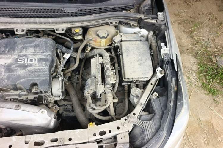 Used Chevrolet Cruze 2018 Redline 320 Automatic Pioneer Edition Engine Bay Left