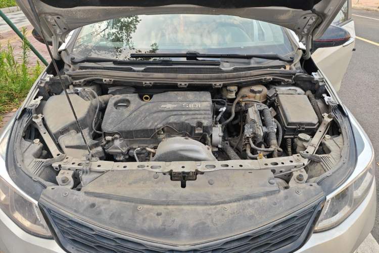 Used Chevrolet Cruze 2018 320 Automatic Pioneer Sunroof Edition Engine Bay