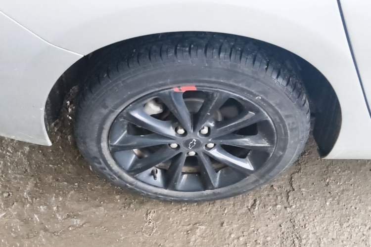 Used Chevrolet Cruze 2018 Redline 320 Automatic Pioneer Edition Exterior 5
