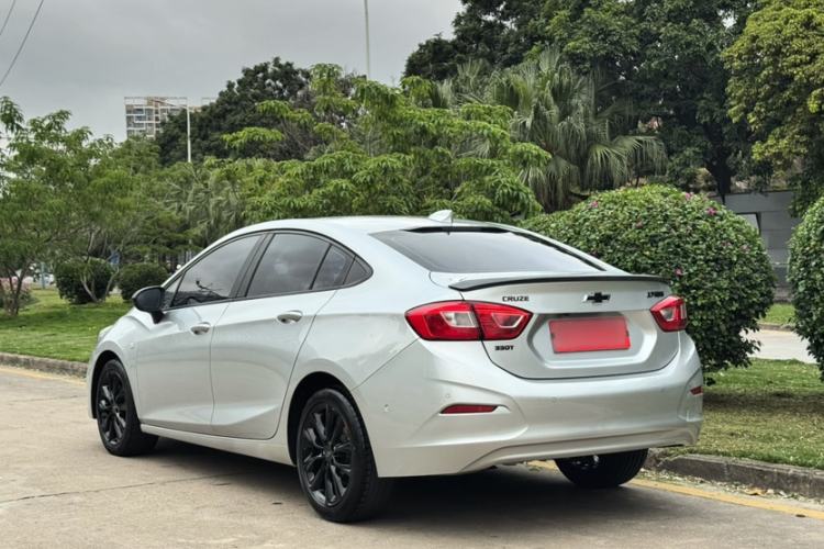 Used Chevrolet Cruze 2018 Redline 330T Dual-Clutch Flagship Edition Exterior 7