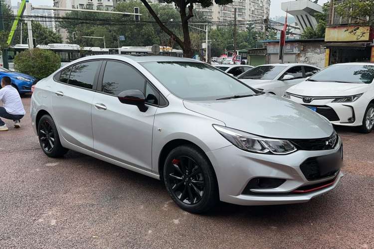 Used Chevrolet Cruze 2018 Redline 320 Automatic Xuanfeng Urban Edition Front Right 45 Deg