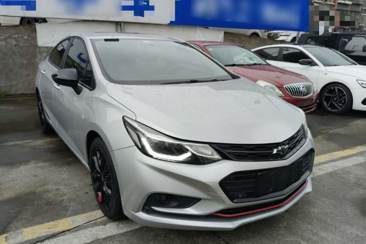 Used Chevrolet Cruze 2018 Redline 330T Dual-Clutch Flagship Edition Front Right 45 Deg