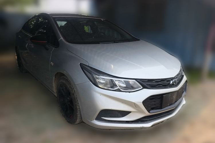 Used Chevrolet Cruze 2018 Redline 320 Automatic Pioneer Edition Front Right 45 Deg