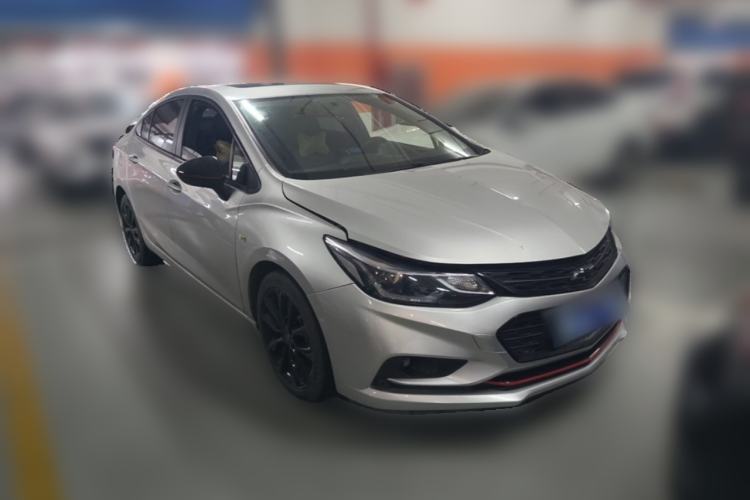 Used Chevrolet Cruze 2018 Redline 330T Dual-Clutch Flagship Edition Front Right 45 Deg