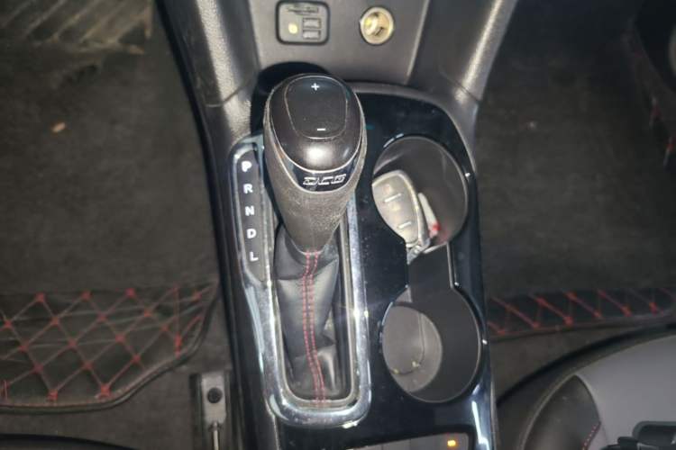 Used Chevrolet Cruze 2018 Redline 330T Dual-Clutch Flagship Edition Gear Lever