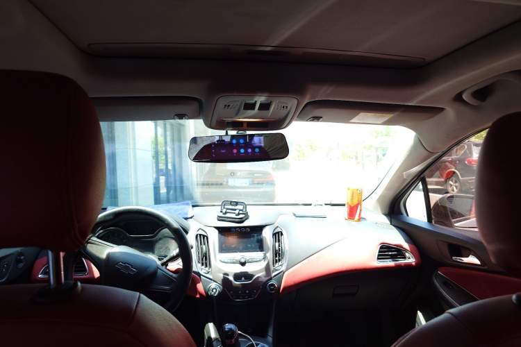 Used Chevrolet Cruze 2018 Redline 320 Automatic Pioneer Edition Headliner