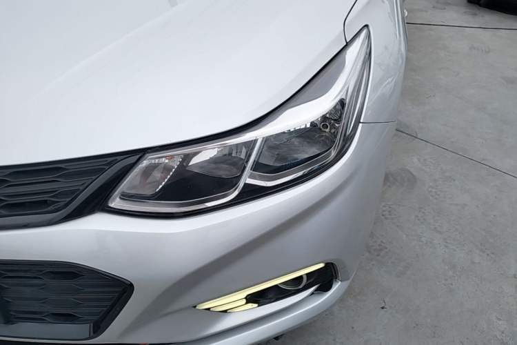 Used Chevrolet Cruze 2018 Redline 320 Automatic Xuanfeng Urban Edition Left Front Headlight