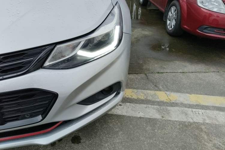 Used Chevrolet Cruze 2018 Redline 330T Dual-Clutch Flagship Edition Left Front Headlight