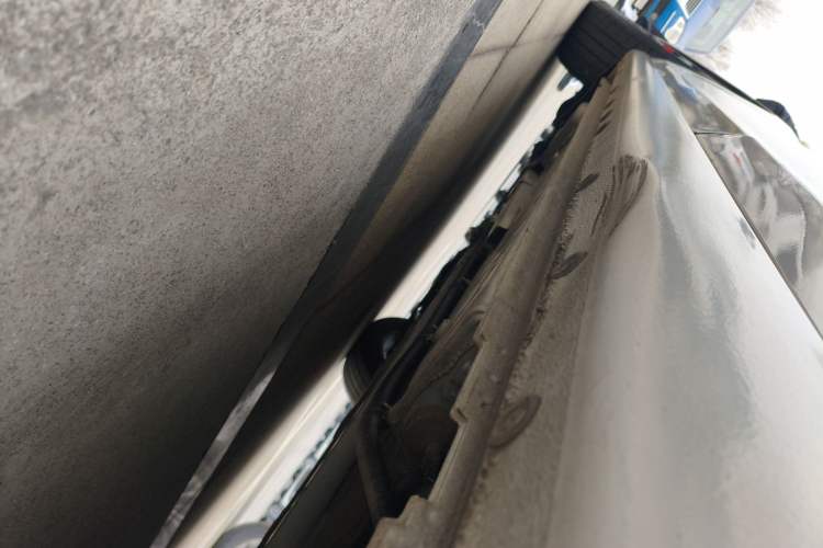 Used Chevrolet Cruze 2018 Redline 320 Automatic Pioneer Edition Left Side Sill