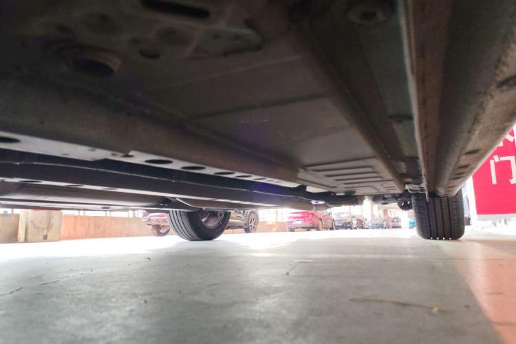 Used Chevrolet Cruze 2018 Redline 320 Automatic Pioneer Edition Left Side Sill
