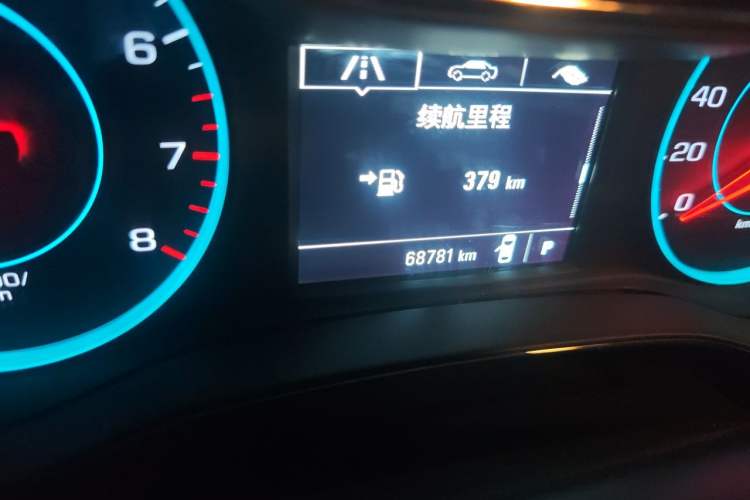 Used Chevrolet Cruze 2018 Redline 320 Automatic Pioneer Edition Odometer Close Up