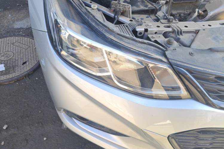 Used Chevrolet Cruze 2018 Redline 320 Automatic Xuanfeng Urban Edition Right Front Headlight