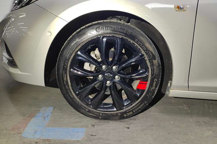 Used Chevrolet Cruze 2018 Redline 330T Dual-Clutch Flagship Edition Right Rear Wheel Hub