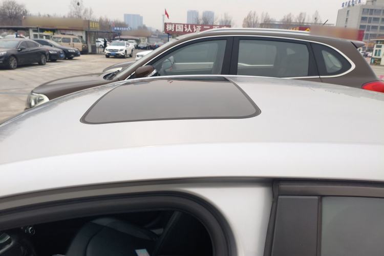 Used Chevrolet Cruze 2018 Redline 320 Automatic Pioneer Edition Roof