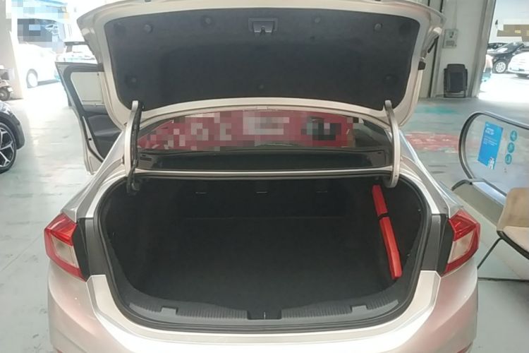 Used Chevrolet Cruze 2018 Redline 320 Automatic Pioneer Edition Trunk