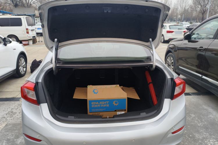 Used Chevrolet Cruze 2018 Redline 320 Automatic Pioneer Edition Trunk