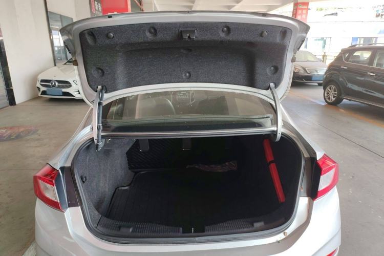 Used Chevrolet Cruze 2018 Redline 320 Automatic Pioneer Edition Trunk
