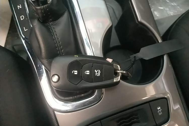 Used Chevrolet Cruze 2018 Redline 320 Automatic Pioneer Edition Vehicle Key
