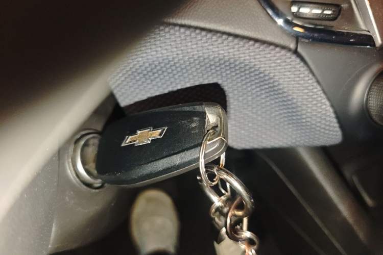 Used Chevrolet Cruze 2018 Redline 320 Automatic Pioneer Edition Vehicle Key