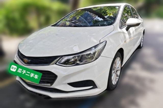 Chevrolet Cruze 2018 320 Automatic Pioneer Sunroof Edition usado