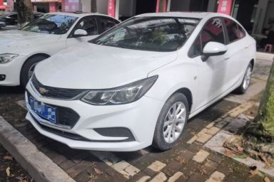 Used Chevrolet Cruze 2018 320 Automatic Pioneer Sunroof Edition