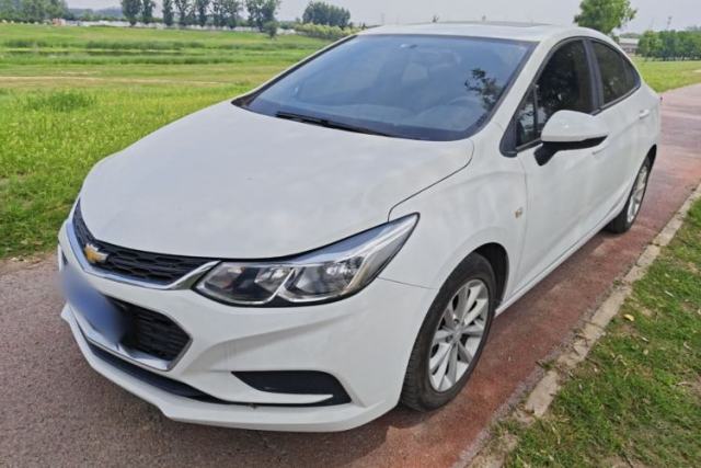 Used Chevrolet Cruze 2018 320 Automatic Pioneer Sunroof Edition