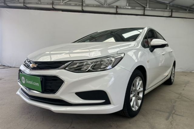 Ojetý Chevrolet Cruze 2018 320 Automatic Pioneer Sunroof Edition