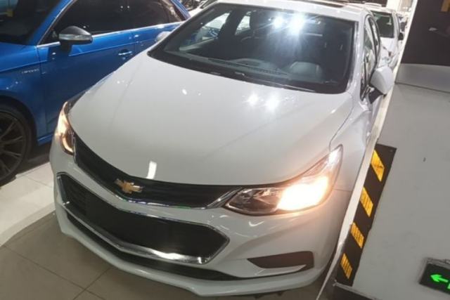 Used Chevrolet Cruze 2018 320 Automatic Pioneer Sunroof Edition