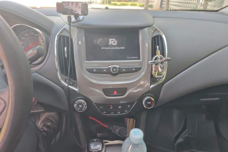 Used Chevrolet Cruze 2018 Redline 320 Automatic Pioneer Edition Audio And AC Panel