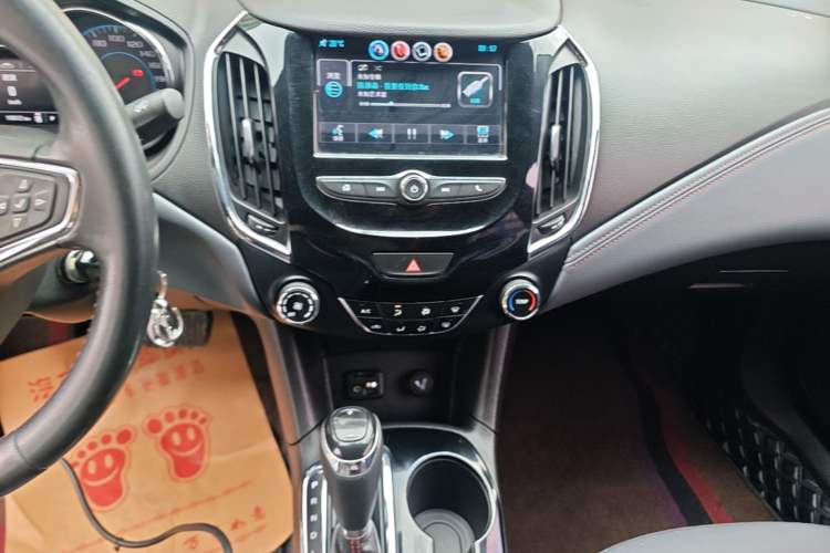 Used Chevrolet Cruze 2018 Redline 320 Automatic Xuanfeng Urban Edition Audio And AC Panel