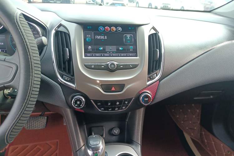 Used Chevrolet Cruze 2018 Revised Version 320 Automatic Pioneer Edition Audio And AC Panel