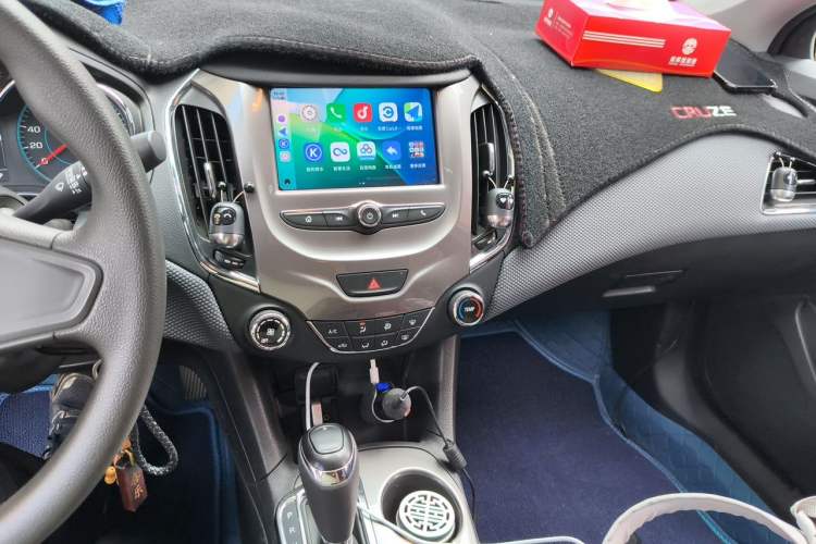 Used Chevrolet Cruze 2018 320 Automatic Pioneer Sunroof Edition Audio And AC Panel