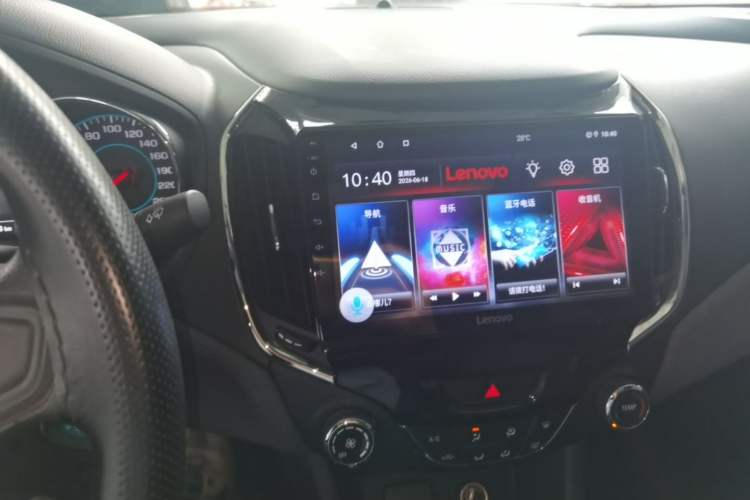 Used Chevrolet Cruze 2018 320 Automatic Pioneer Sunroof Edition Audio And AC Panel