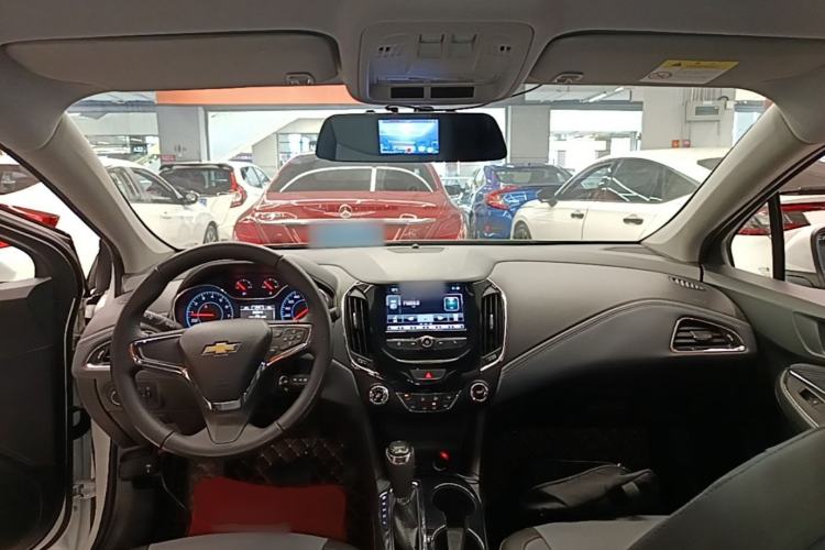 Used Chevrolet Cruze 2018 320 Automatic Xuanfeng Urban Edition Center Console
