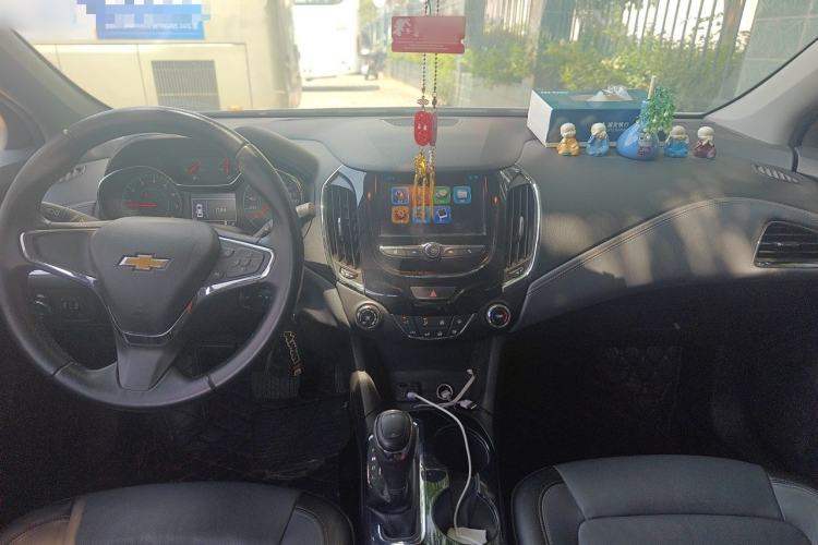 Used Chevrolet Cruze 2018 320 Automatic Xuanfeng Urban Edition Center Console