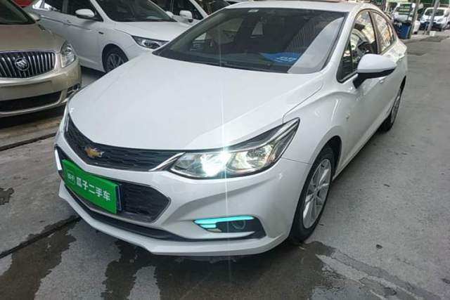 Used Chevrolet Cruze 2018 320 Automatic Pioneer Sunroof Edition