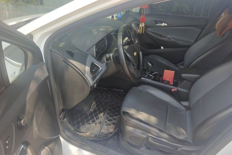 Used Chevrolet Cruze 2018 320 Automatic Xuanfeng Urban Edition Driver Seat