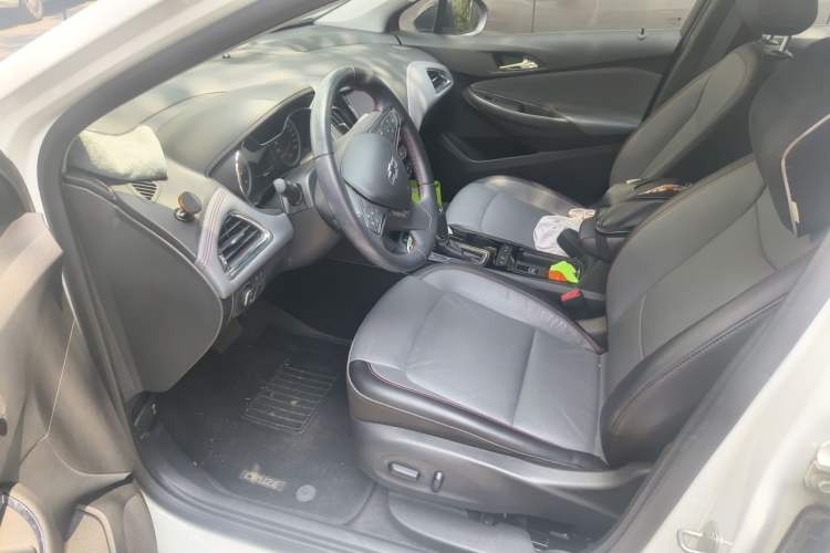 Used Chevrolet Cruze 2018 Redline 330T Dual-Clutch Flagship Edition Driver Seat