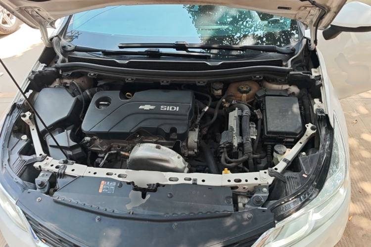 Used Chevrolet Cruze 2018 320 Automatic Pioneer Sunroof Edition Engine Bay