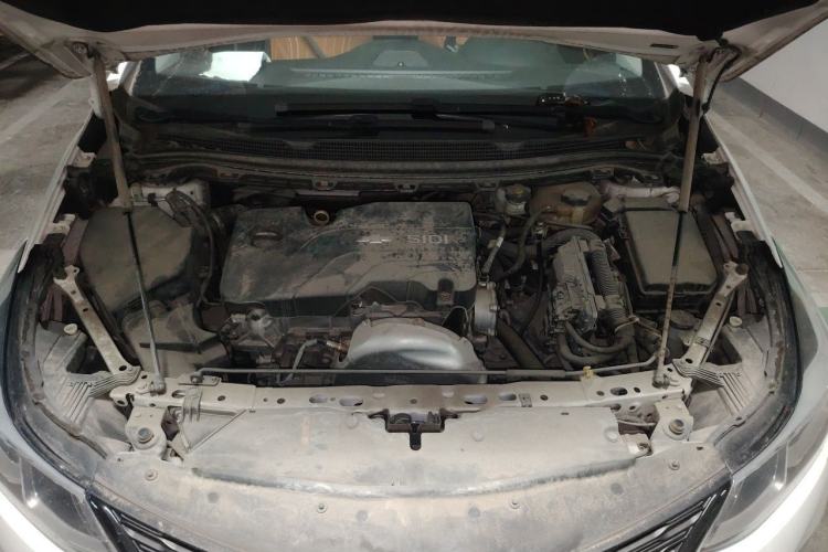 Used Chevrolet Cruze 2018 Redline 320 Automatic Pioneer Edition Engine Bay