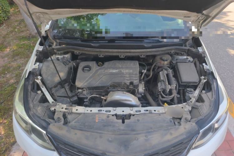 Used Chevrolet Cruze 2018 Redline 320 Automatic Pioneer Edition Engine Bay