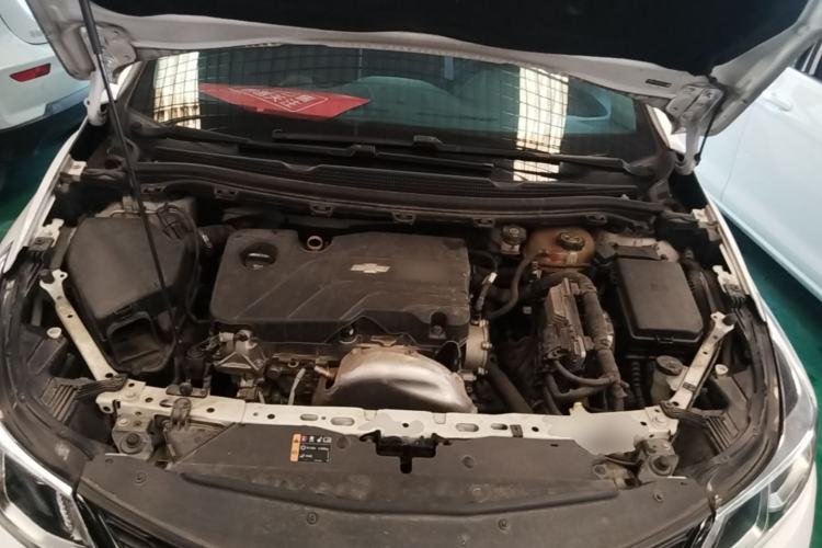 Used Chevrolet Cruze 2018 Redline 320 Automatic Pioneer Edition Engine Bay