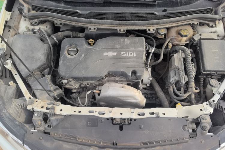 Used Chevrolet Cruze 2018 320 Automatic Pioneer Sunroof Edition Engine Bay