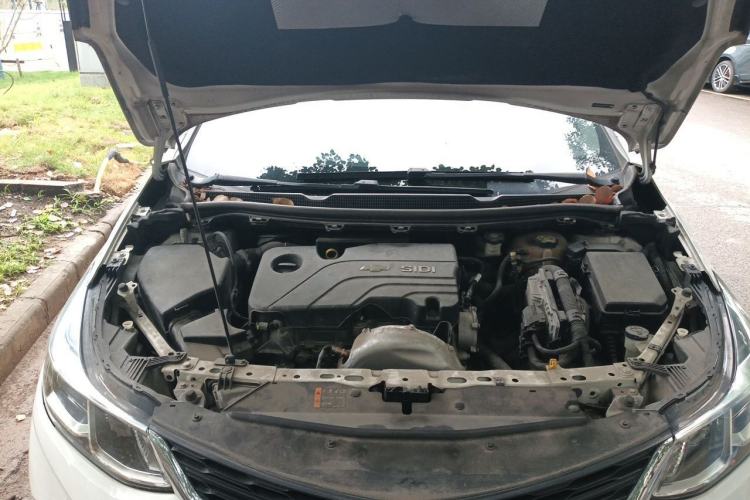 Used Chevrolet Cruze 2018 320 Automatic Pioneer Sunroof Edition Engine Bay